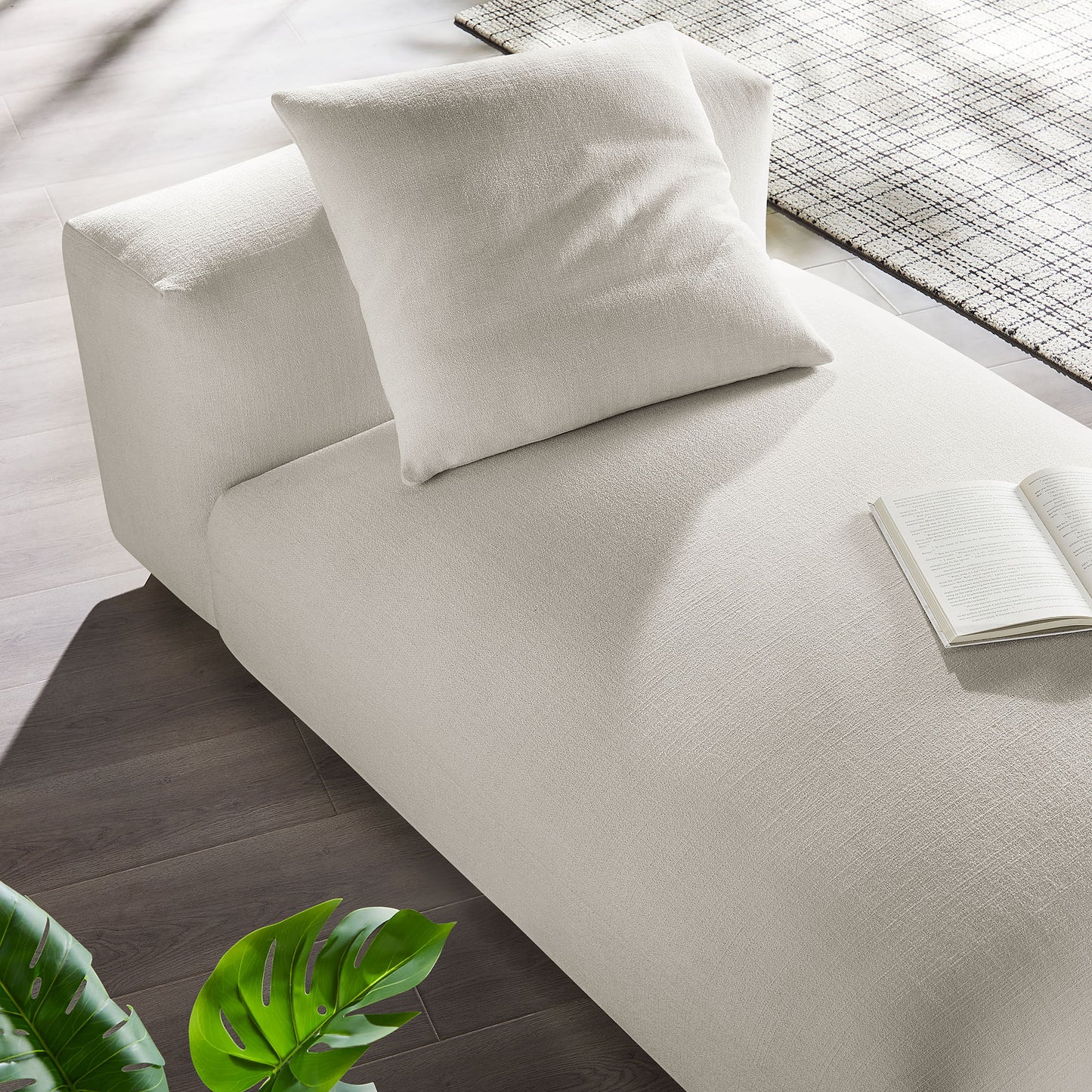 Solace Modular Upholstered Armless Chaise Lounge by Modway