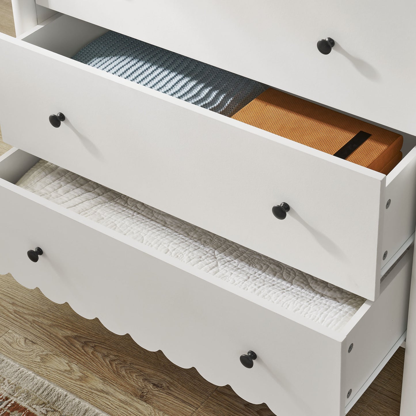 Emmeline Scalloped 5-Drawer Chest by Modway EEI-7156-WHI