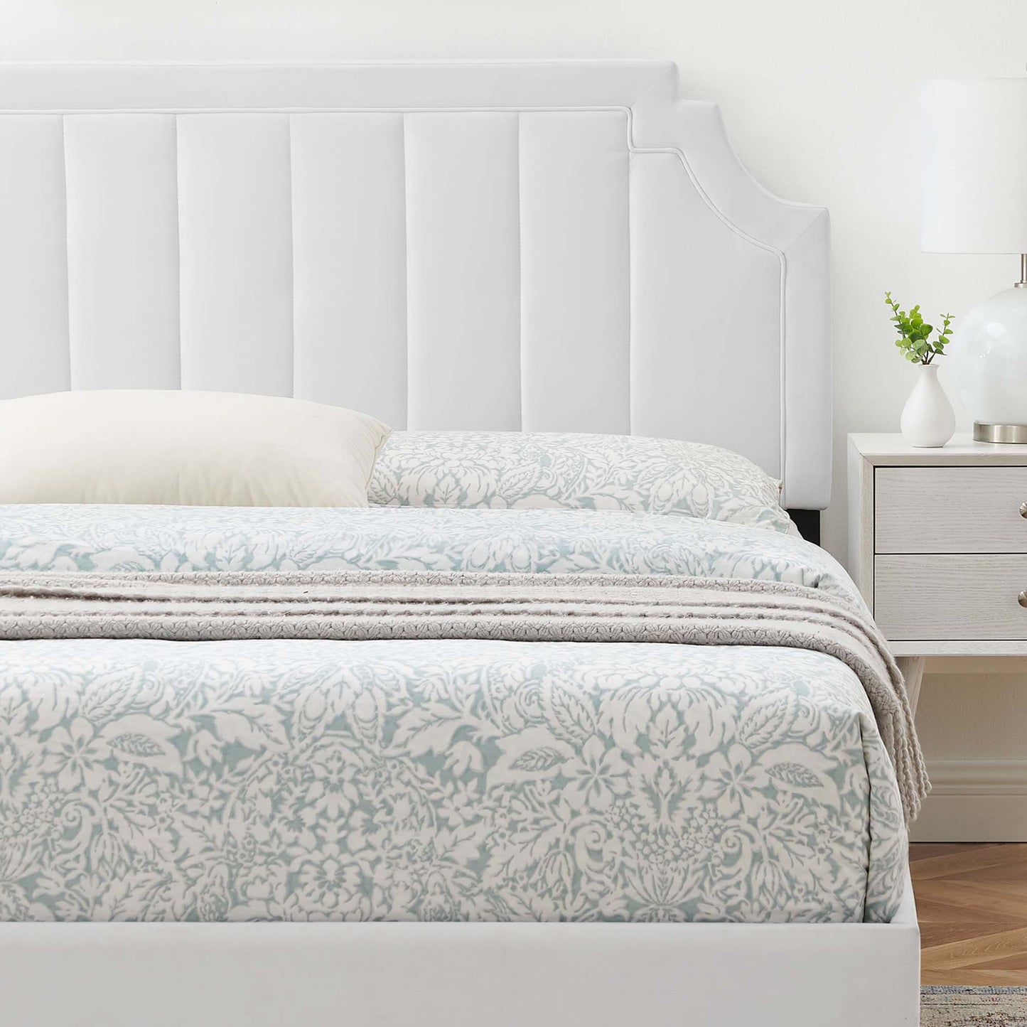 Sienna Performance Velvet King Platform Bed by Modway