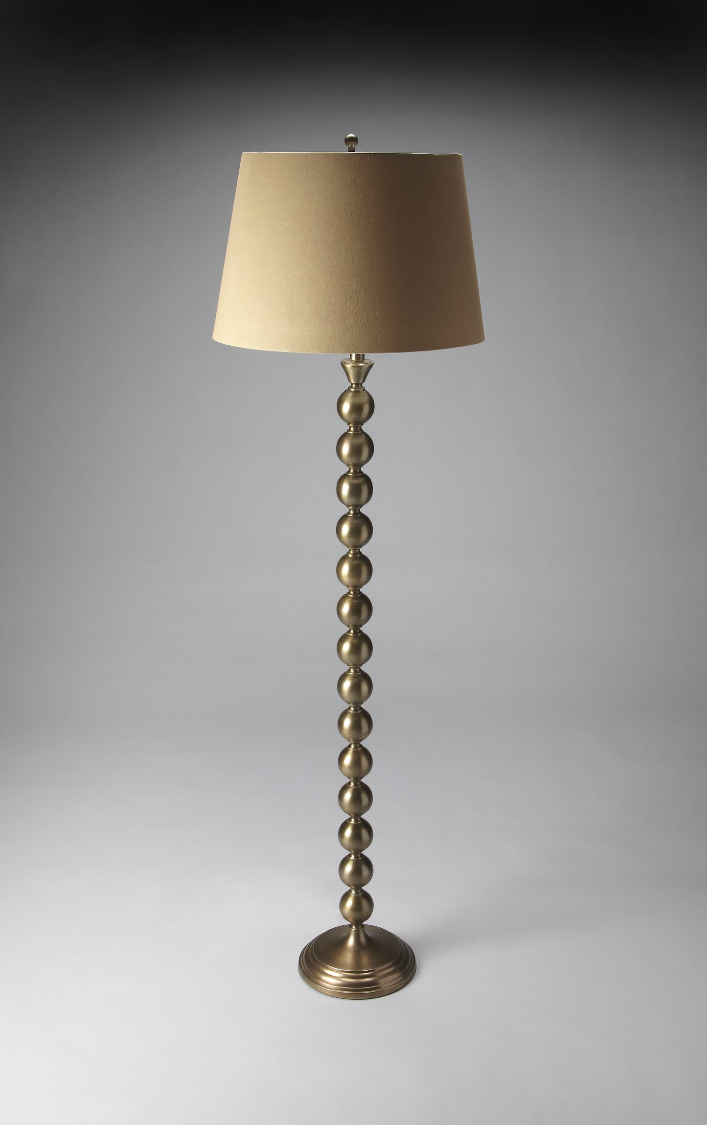 Marionette Antique Brass Floor Lamp in Gold 7124116