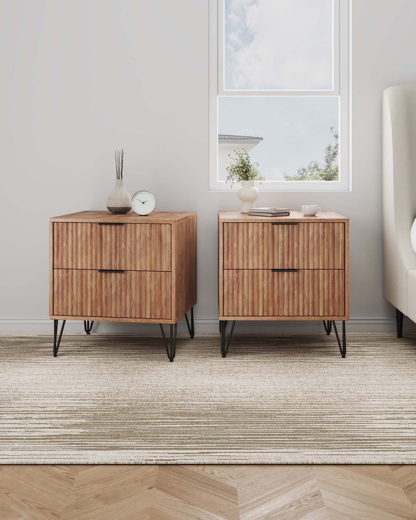 Dumbo Modern 20" Fluted Nightstand in Golden Brown (2-Drawer) - Set of 2 2-NS002-GB