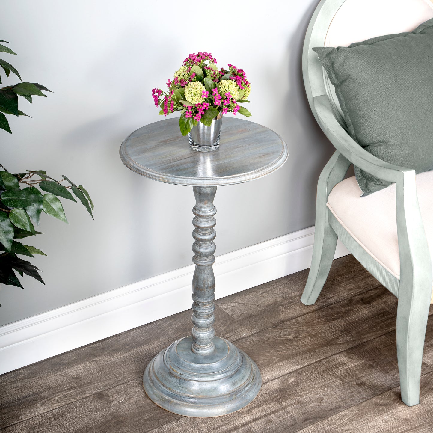Butler Specialty Company Dani 16 in. W Round Pedestal Side Table, Gray