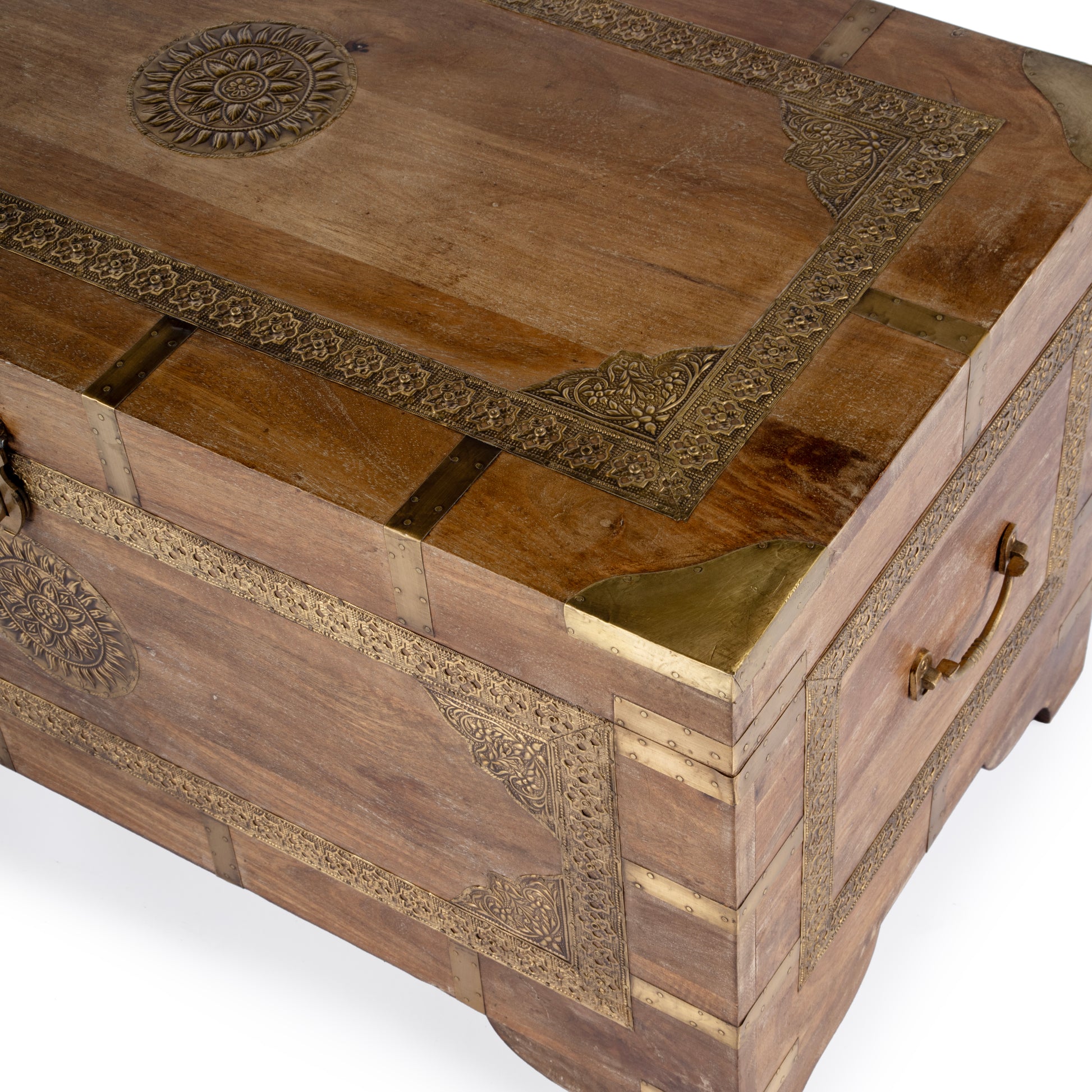 Butler Specialty Company Nador 32 in. W Rectangular Hand-Painted Brass Inlay Storage Trunk Coffee Table, Light Brown