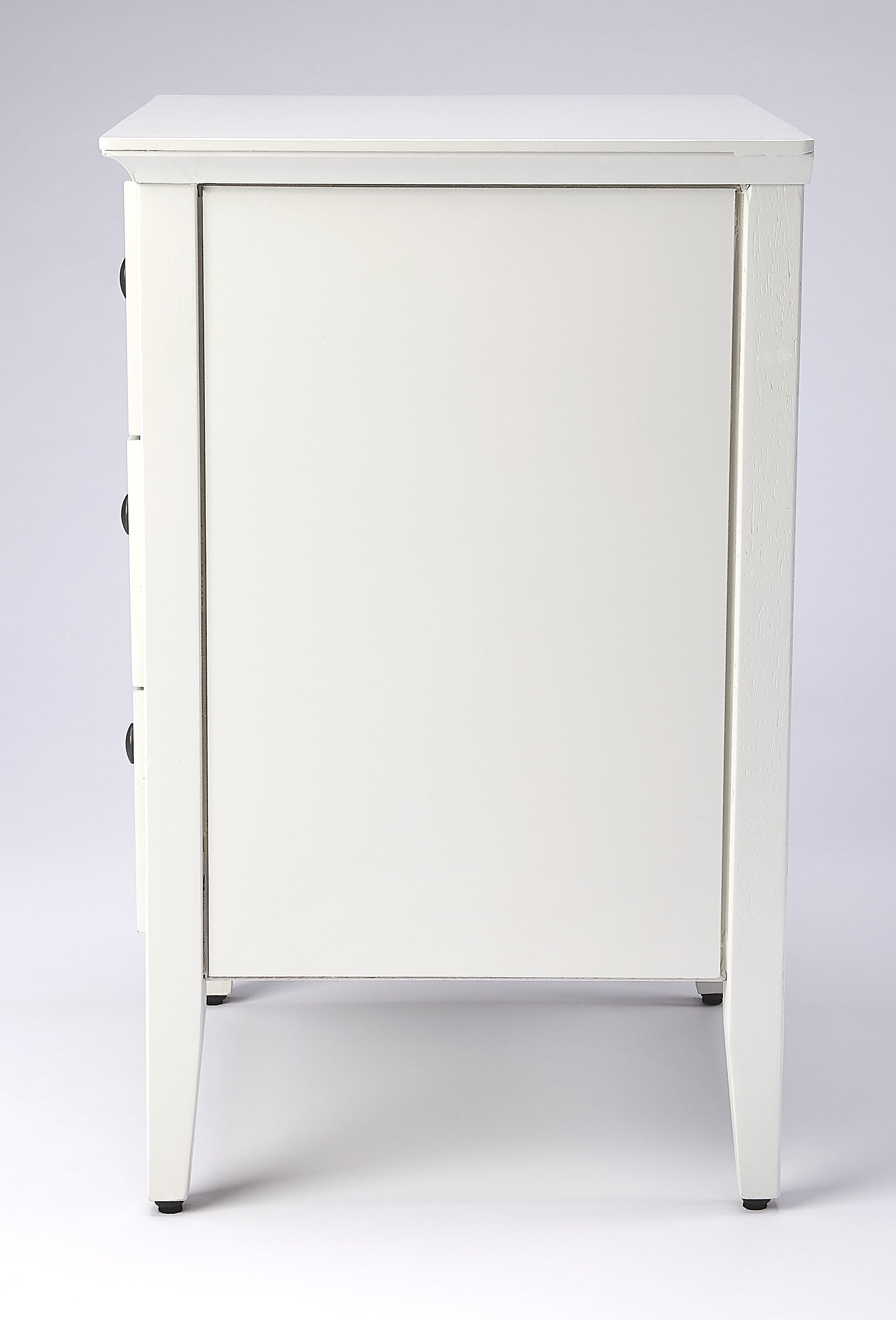 Butler Specialty Company Kinsley 18 in. W Rectangular Wood 3 Drawer Nightstand, Off-White