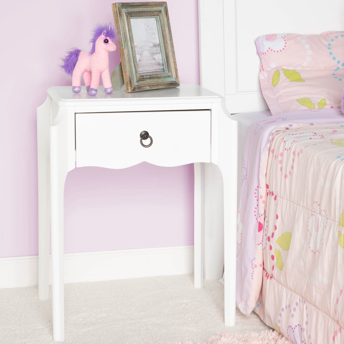 Butler Specialty Company Wilshire 20 in. W Rectangular Wood 1 Drawer Traditional Nightstand, White