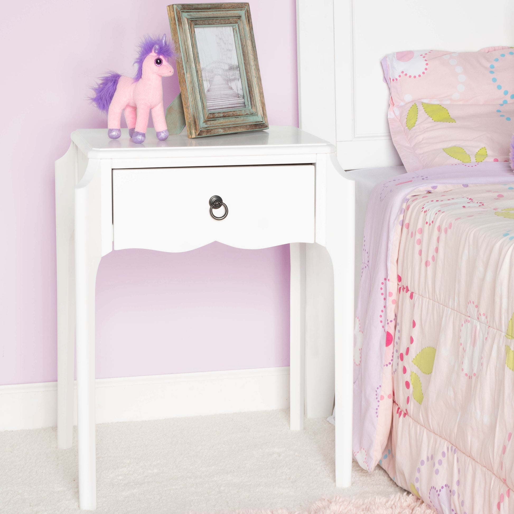 Butler Specialty Company Wilshire 20 in. W Rectangular Wood 1 Drawer Traditional Nightstand, White