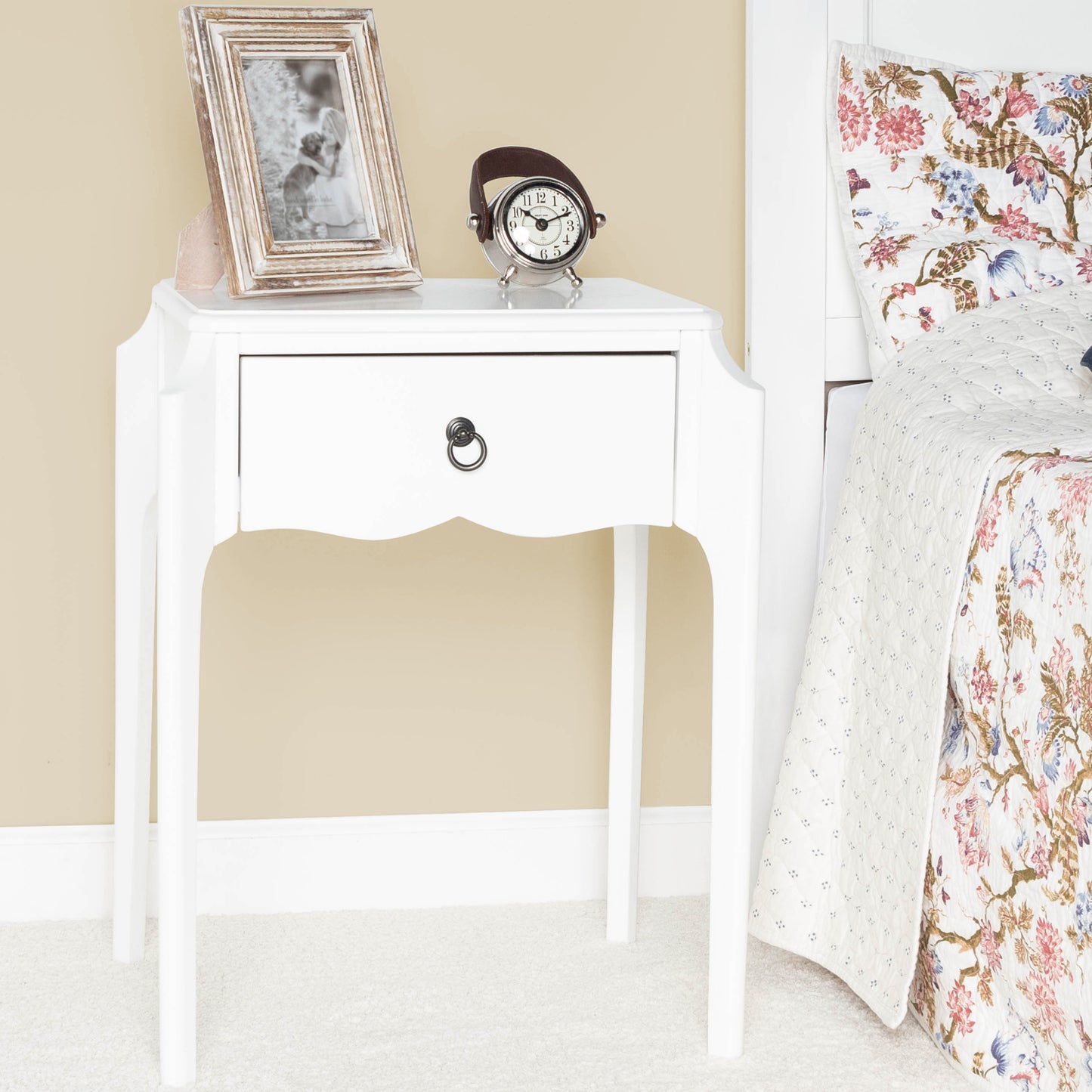 Butler Specialty Company Wilshire 20 in. W Rectangular Wood 1 Drawer Traditional Nightstand, White