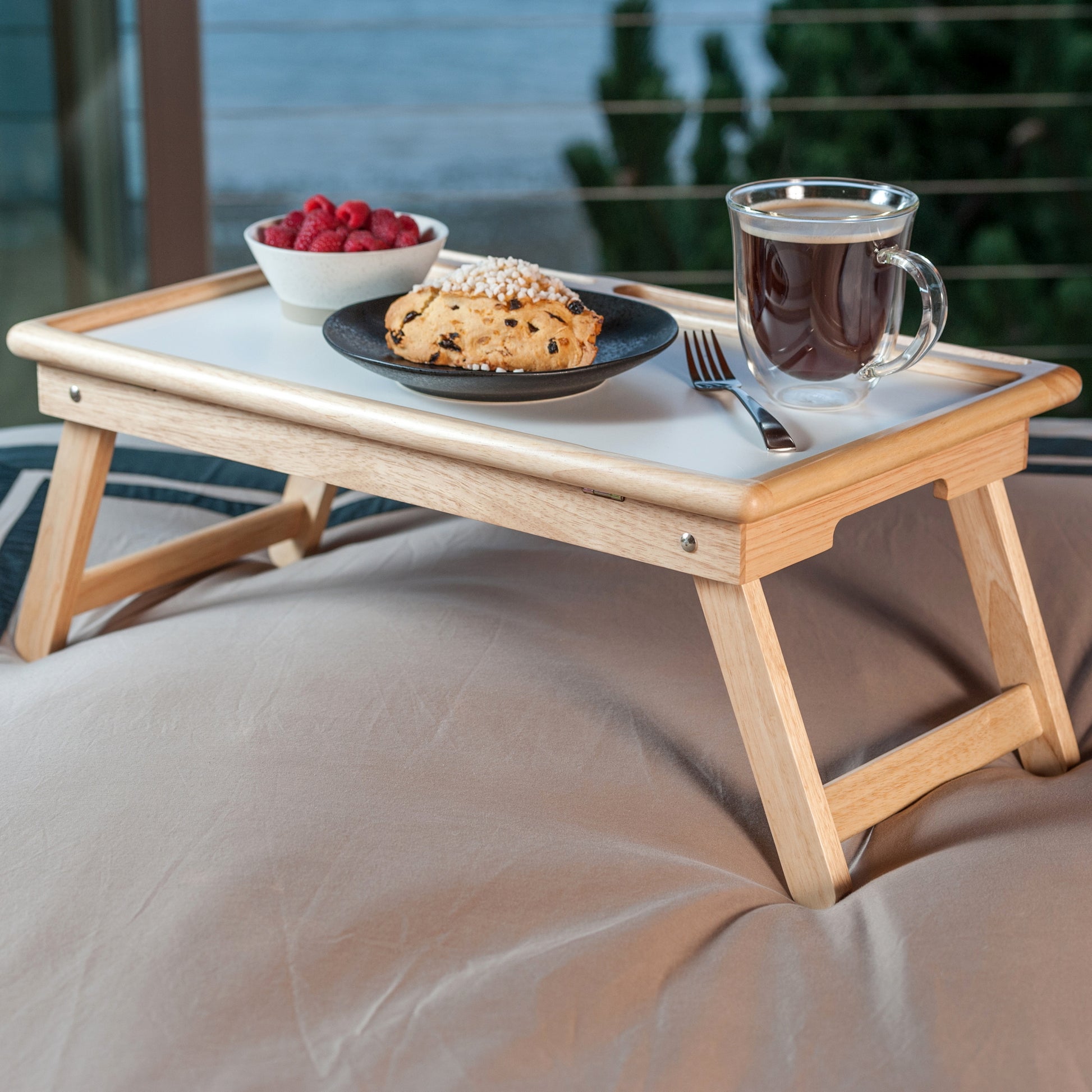 Arlo Breakfast Tray with Flip Top, Natural and White
