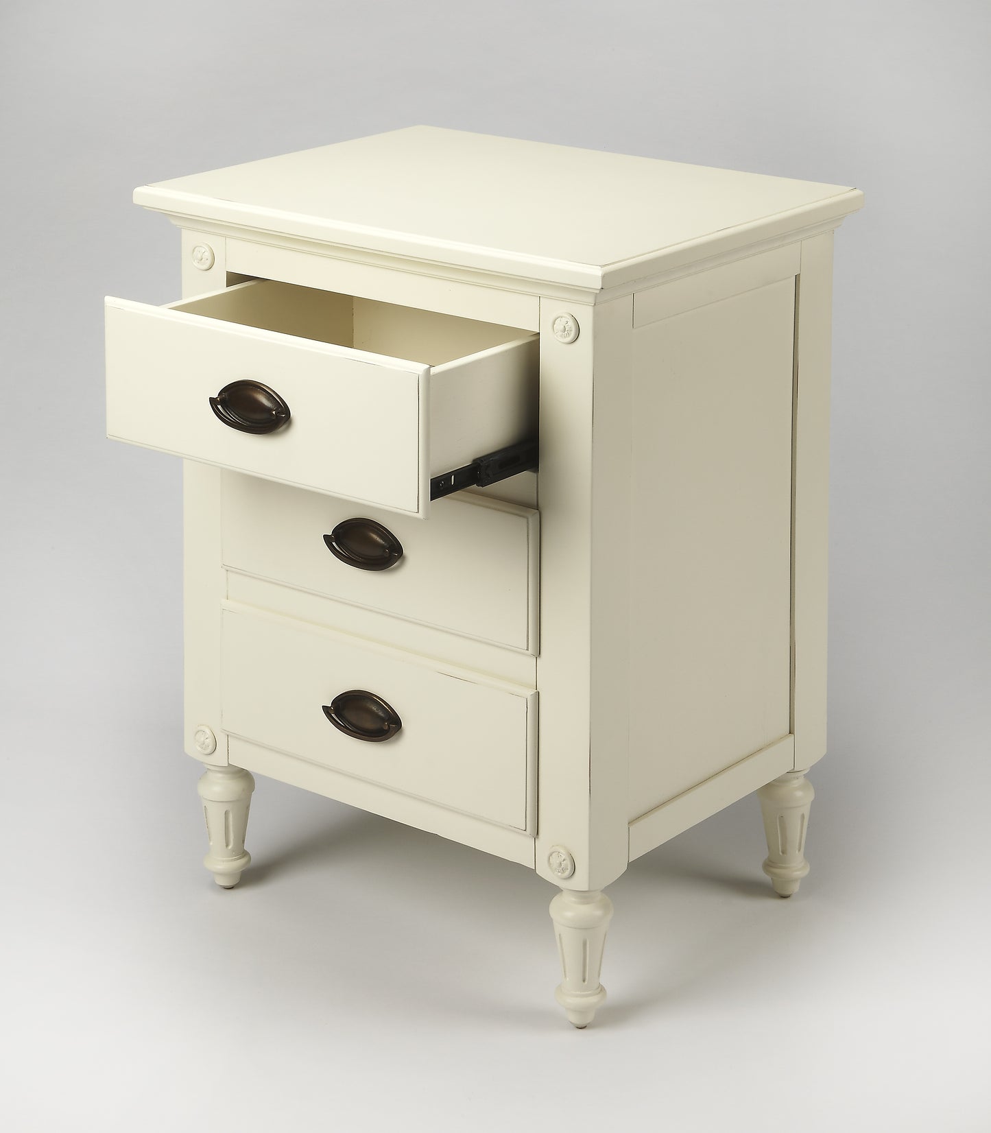 Easterbrook Nightstand in White 9352288