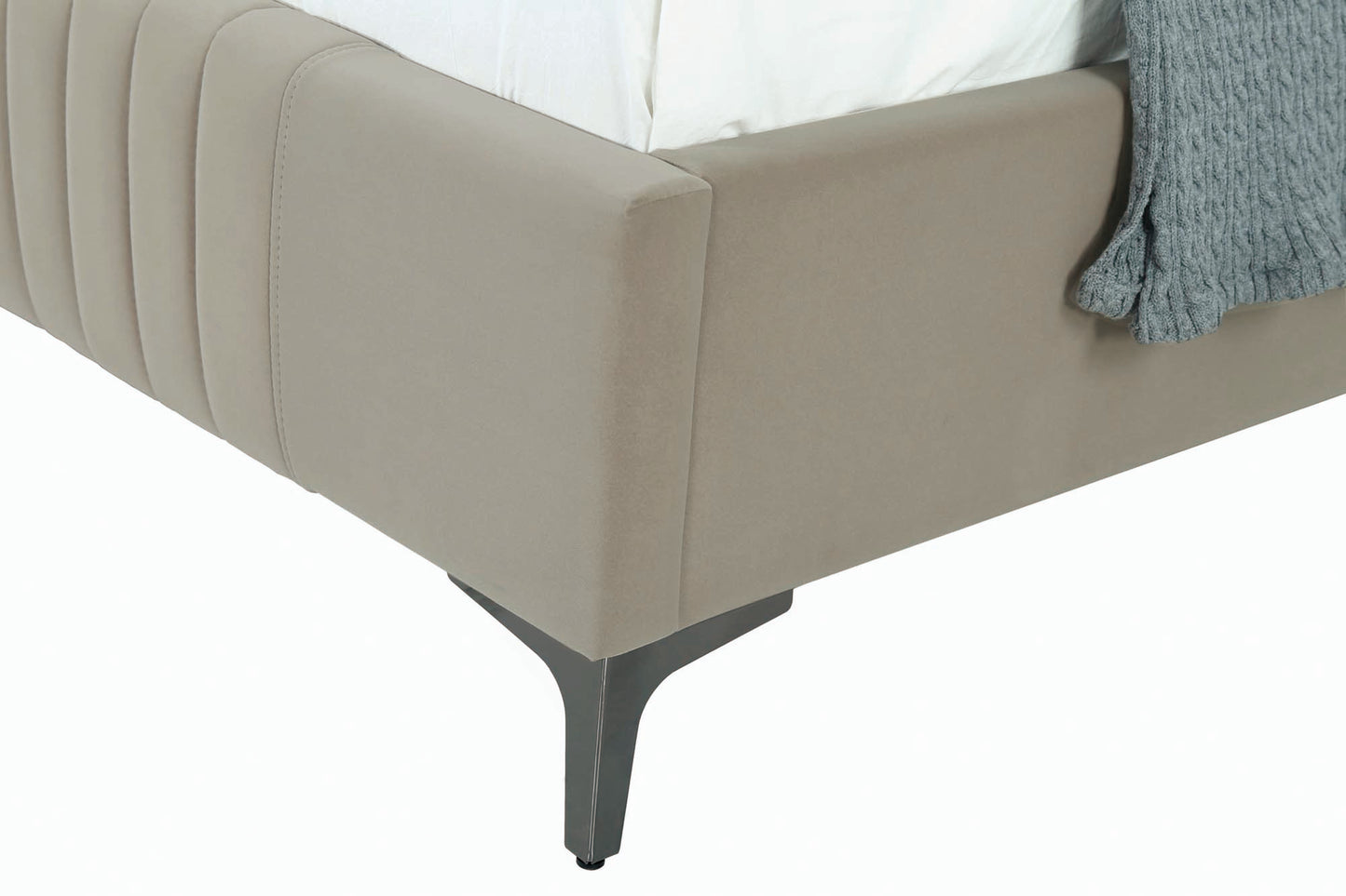 Manhattan Comfort Promenade Mid-Century Modern Velvet Upholstered Bed