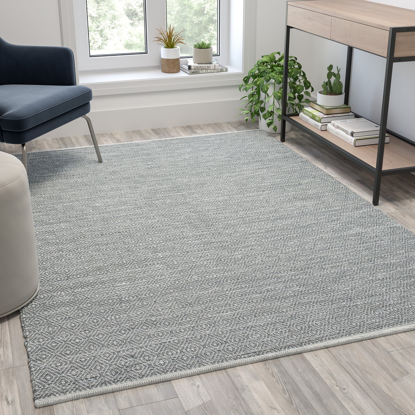 Abbott 5' x 7' Handwoven Indoor/Outdoor Diamond Pattern Area Rug in Grey Grey