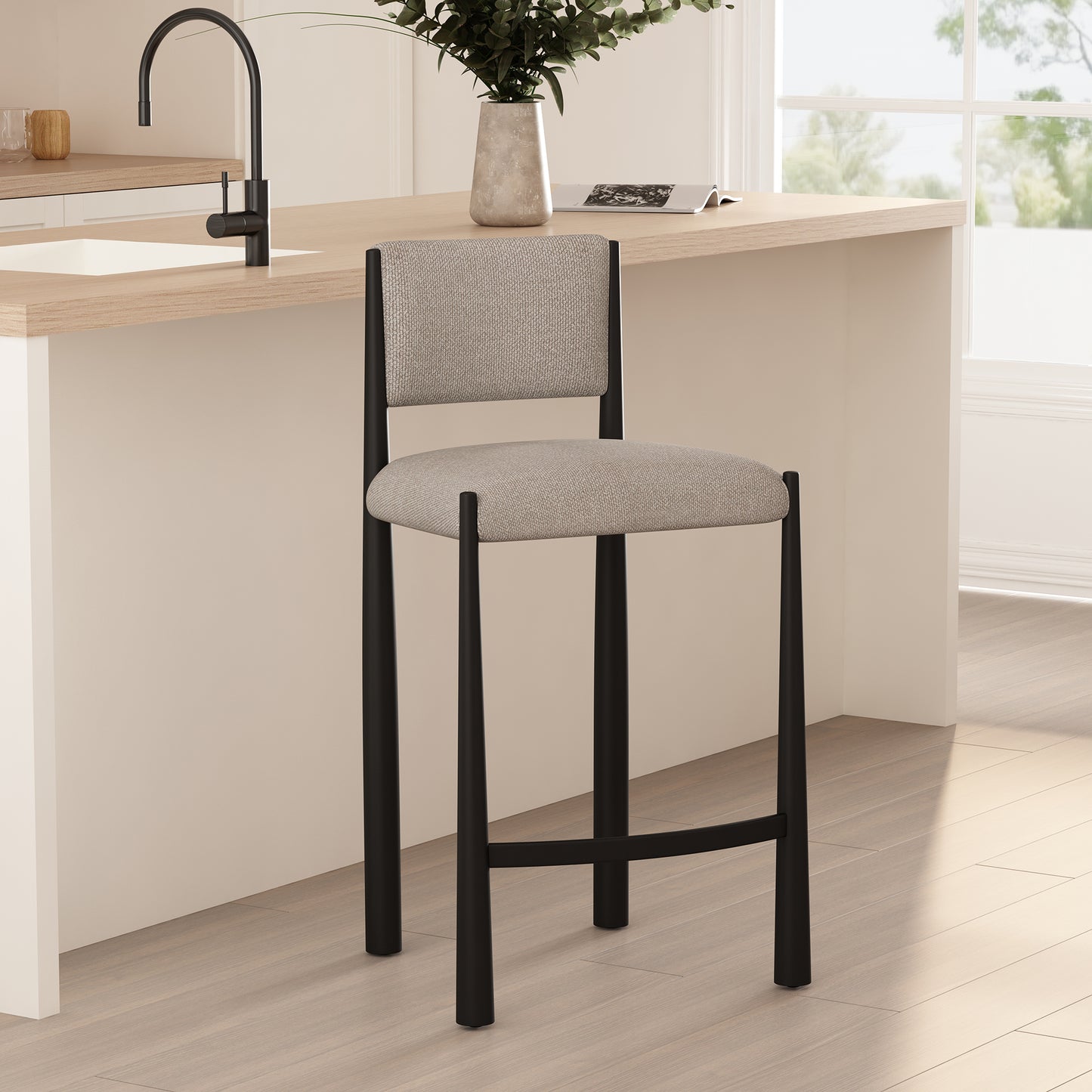 Lennor Mid-Century Modern Metal Boucle Counter Stool in Champagne CS1529-1