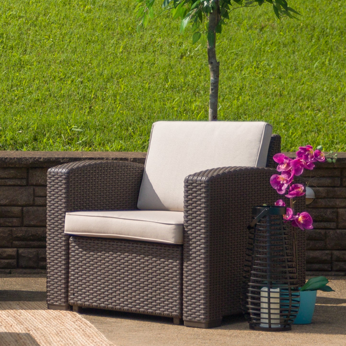Seneca Chocolate Brown Faux Rattan Chair with All-Weather Beige Cushion Beige Cushions/Chocolate Brown Frame
