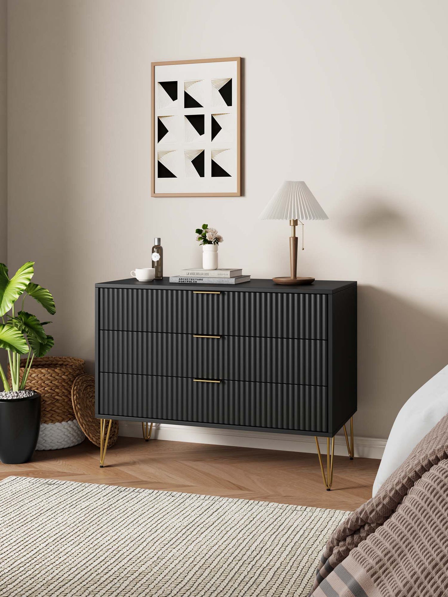 Dumbo Modern 35" Fluted Dresser in Black (3-Drawer) DR001-BK
