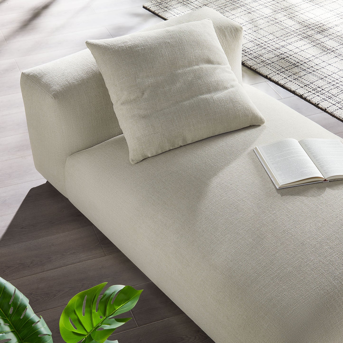 Solace Modular Upholstered Armless Chaise Lounge by Modway