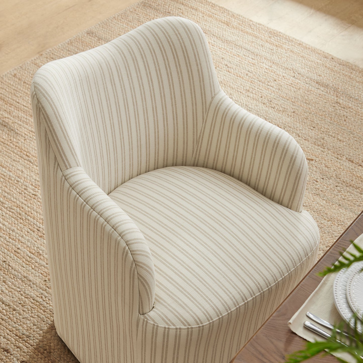 Cordelle Linen Blend Swivel Dining Chair by Modway