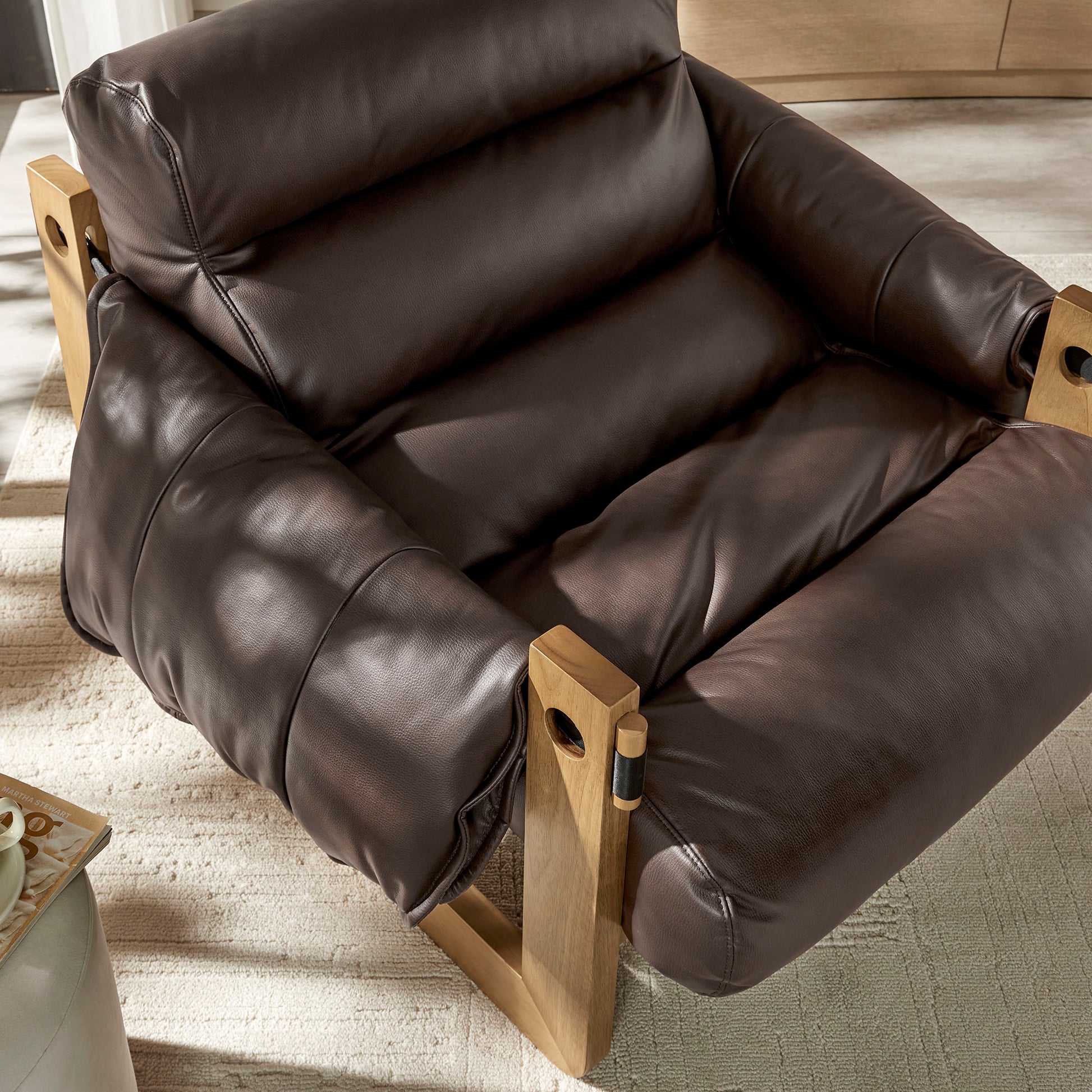 Sorelle Vegan Leather Sling Lounge Chair by Modway