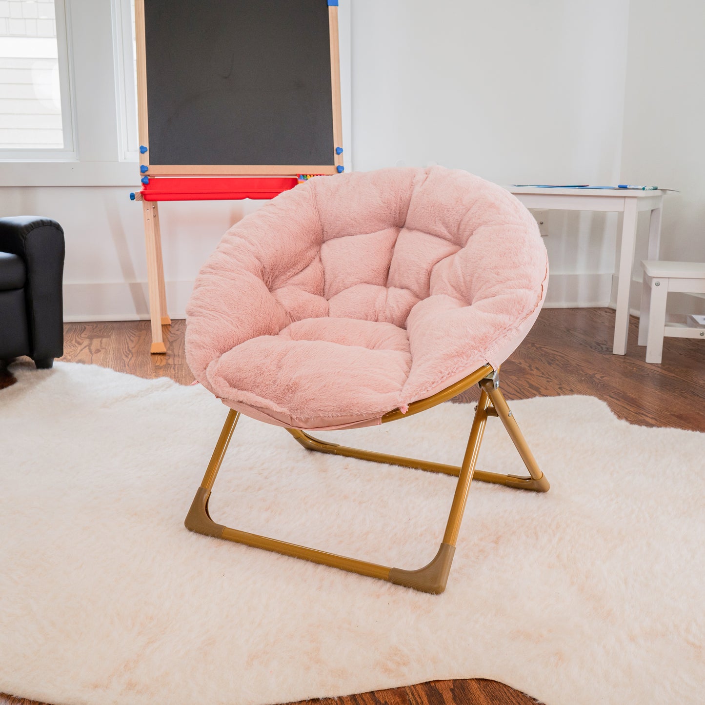 Gwen 23" Kids Cozy Mini Folding Saucer Chair, Faux Fur Moon Chair for Toddlers and Bedroom, Blush/Soft Gold Blush Faux Fur/Soft Gold Frame