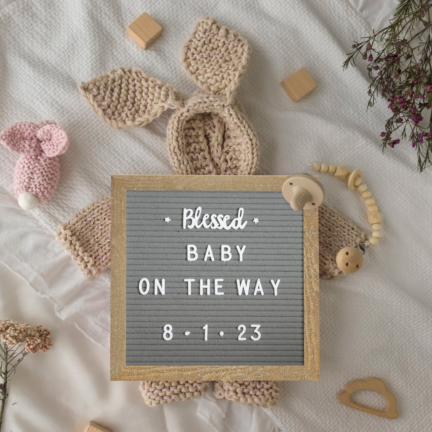 Gracie 10x10 Felt Letter Board with Wooden Frame, 389 PP Letters Including Numbers, Symbols and Icons, Canvas Carrying Case, Weathered Wood/Gray Felt Weathered Wood Frame/Gray Felt