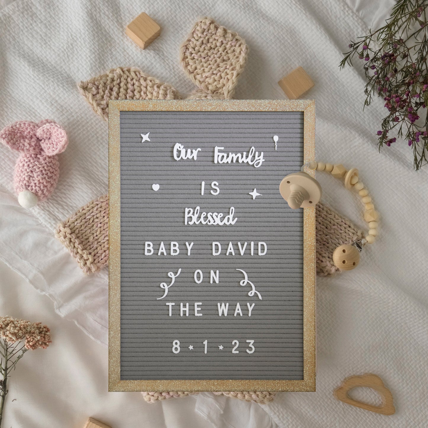 Gracie 12x17 Felt Letter Board with Wooden Frame, 389 PP Letters Including Numbers, Symbols and Icons, Canvas Carrying Case, Weathered Wood/Gray Felt Weathered Wood Frame/Gray Felt