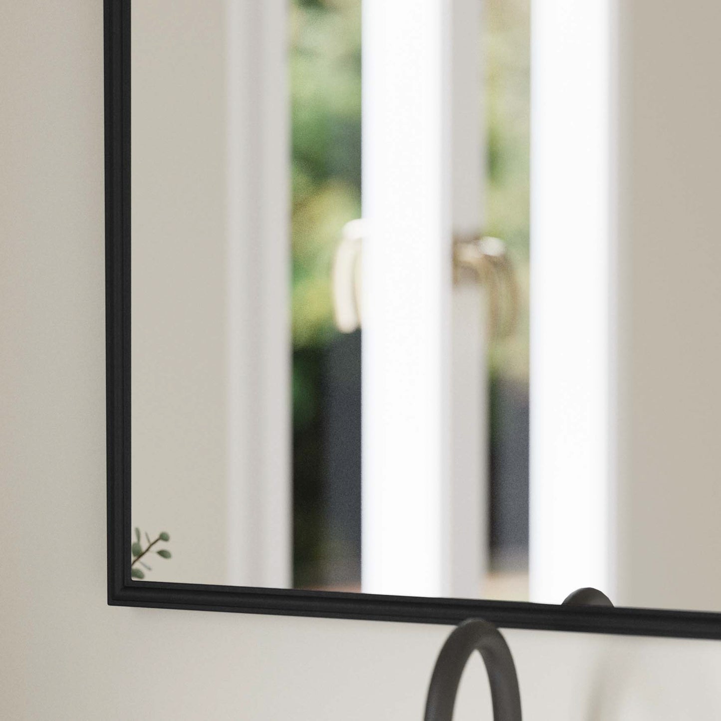 Esme 35" x 24" Traditional Arched Wall Mirror with Baroque Detail - Large Accent Mirror for Bathroom, Entryway, Dining Room, & Living Room in Black Black