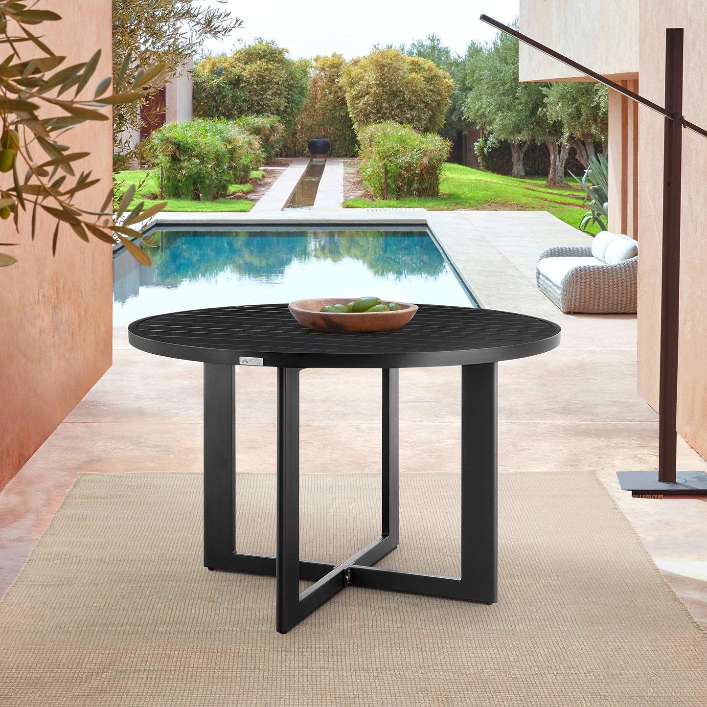Cayman Outdoor Patio Round Dining Table in Aluminum