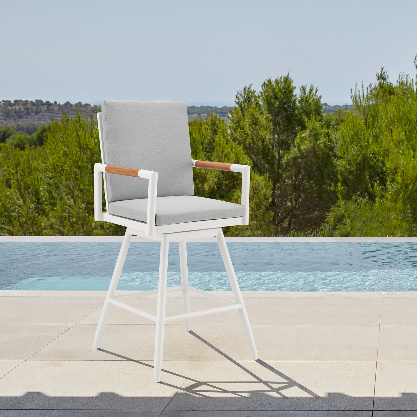 Crown Outdoor Patio Swivel Stool in Aluminum with Rope and Cushions