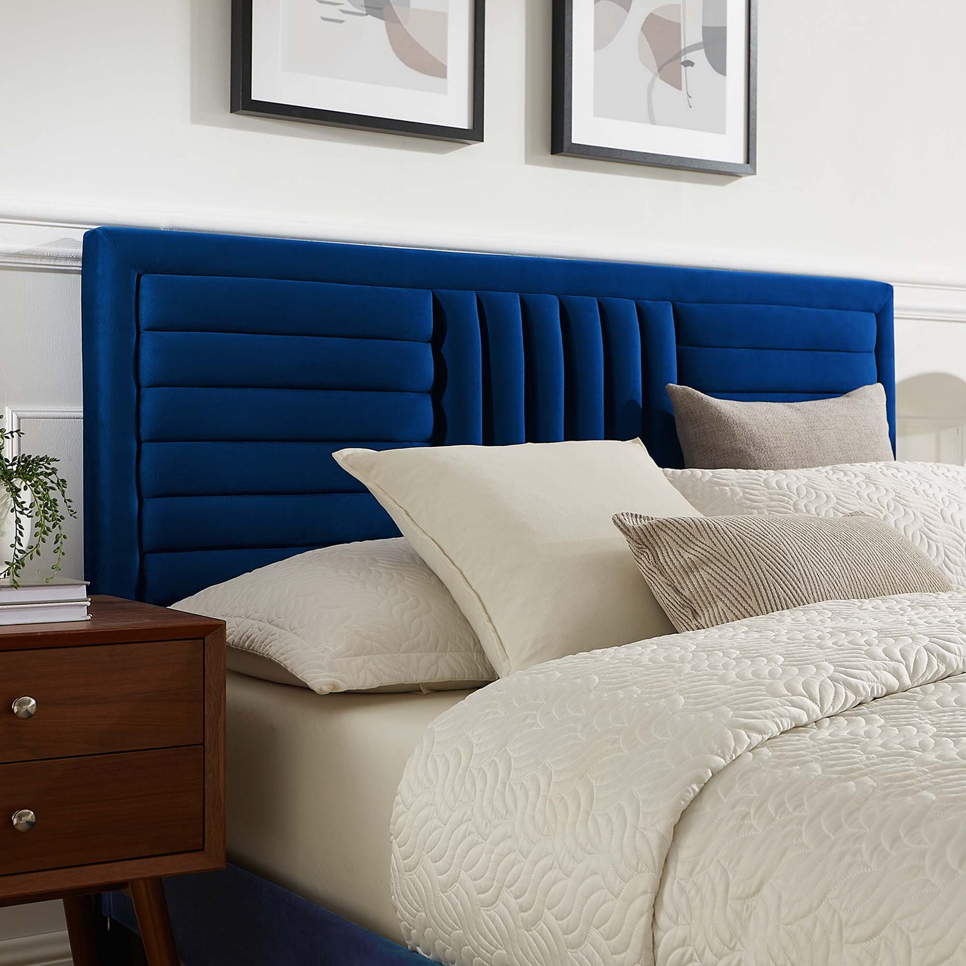 Sofia Tapered Wood Leg Channel Tufted Performance Velvet Full Platform Bed by Modway