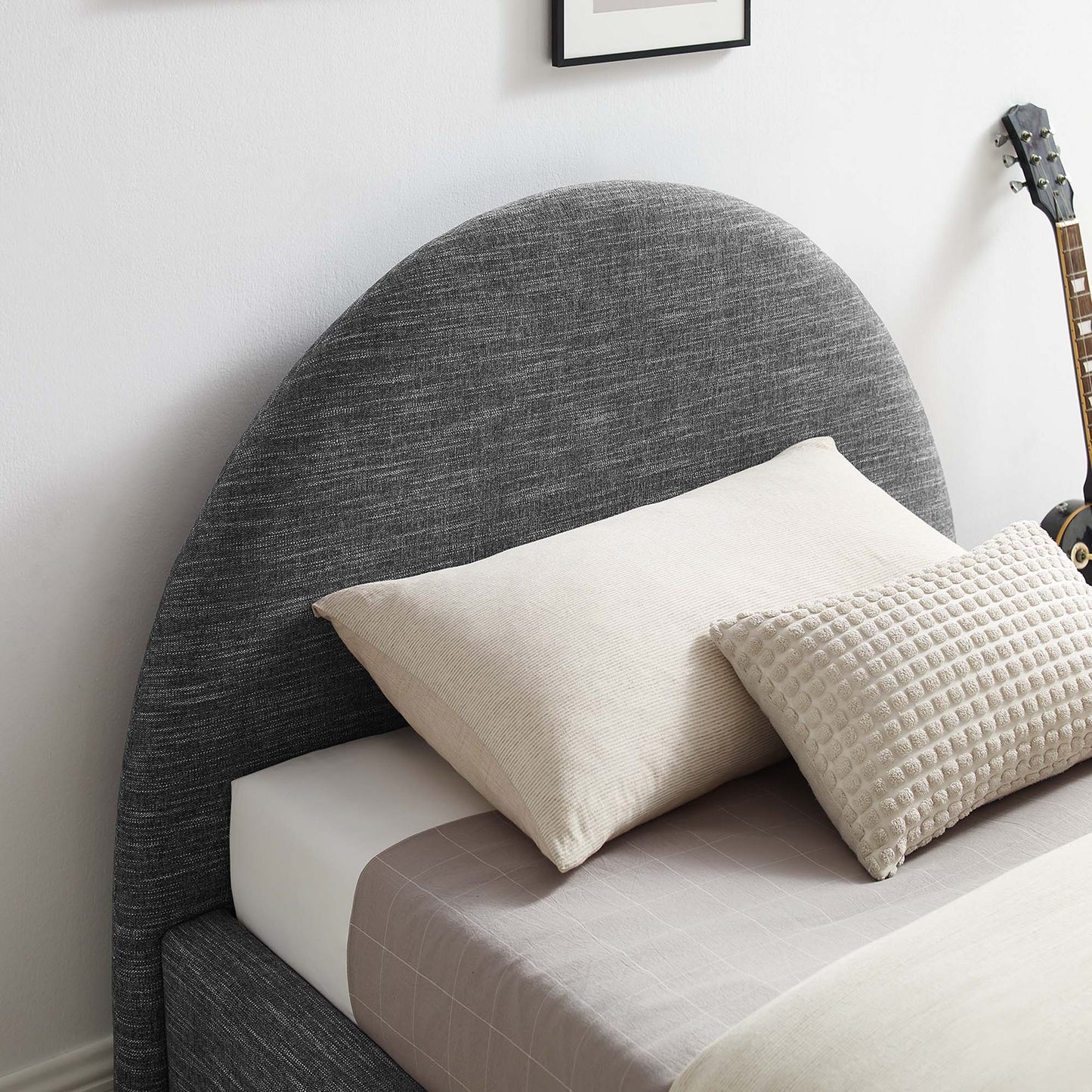 Resort Upholstered Fabric Arched Round Platform Bed by Modway