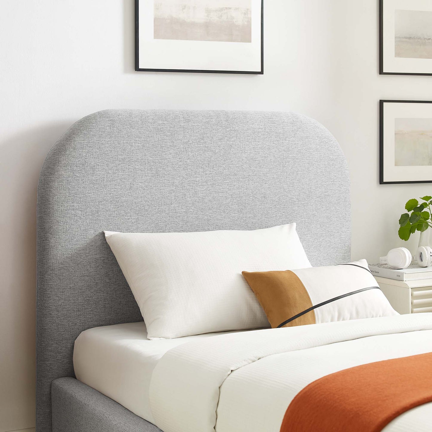 Keynote Upholstered Fabric Curved Platform Bed by Modway