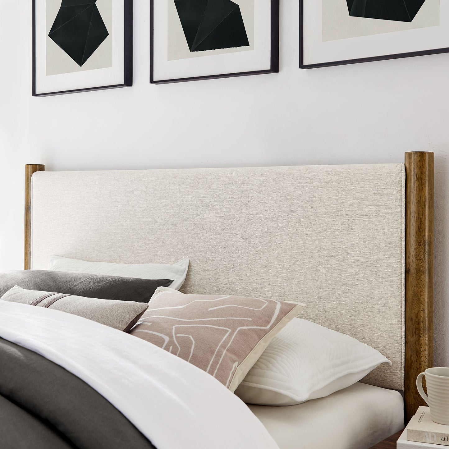 Maven Fabric Upholstered Platform Bed by Modway