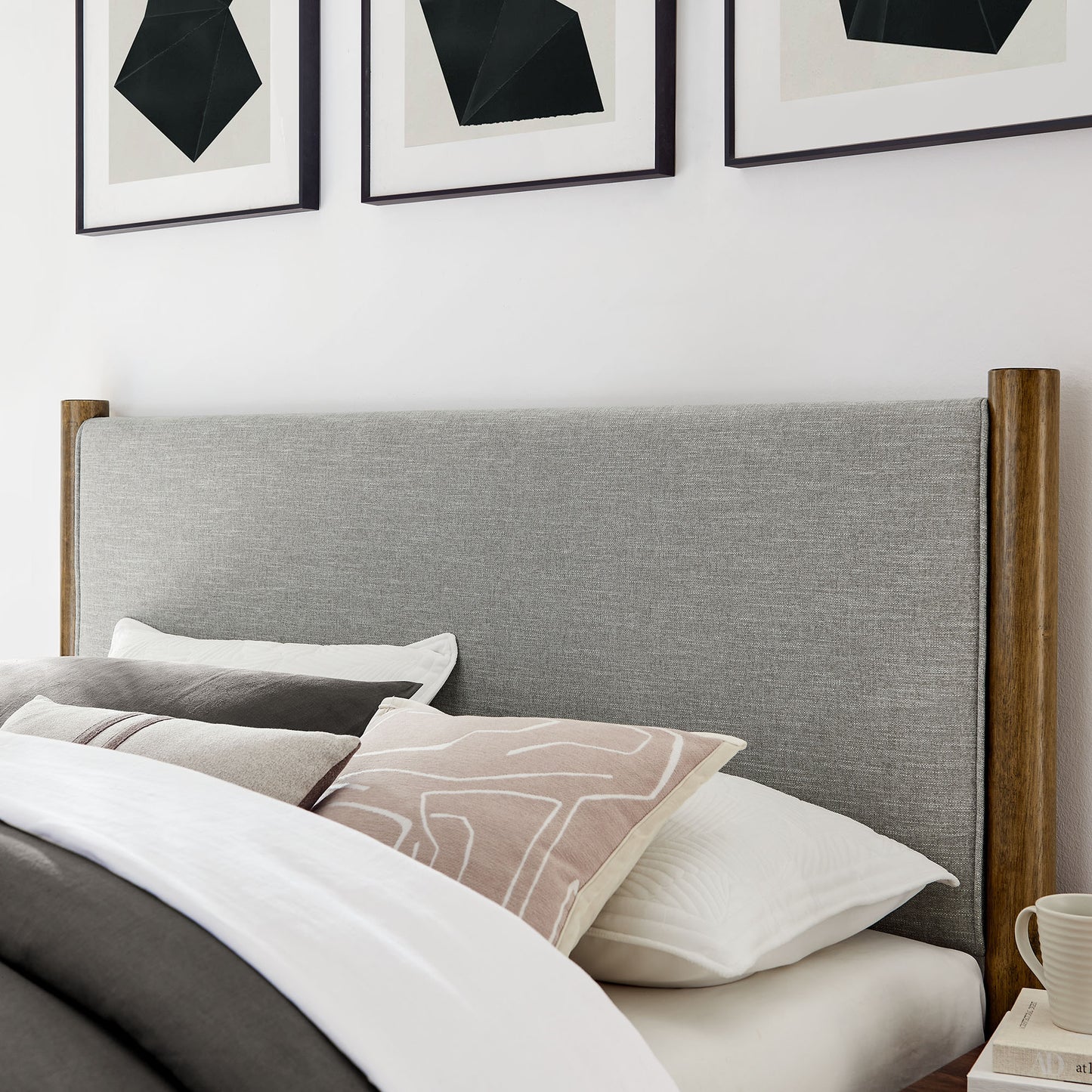 Maven Fabric Upholstered Platform Bed by Modway