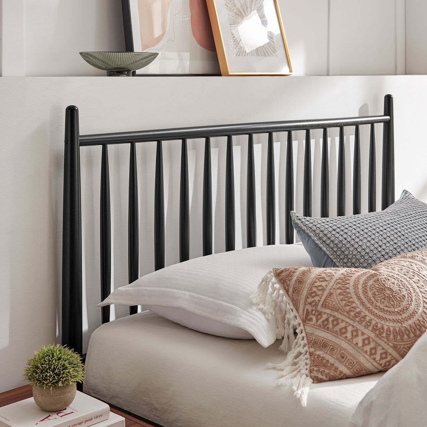 Zane Full Size Spindle Bed Frame by Modway