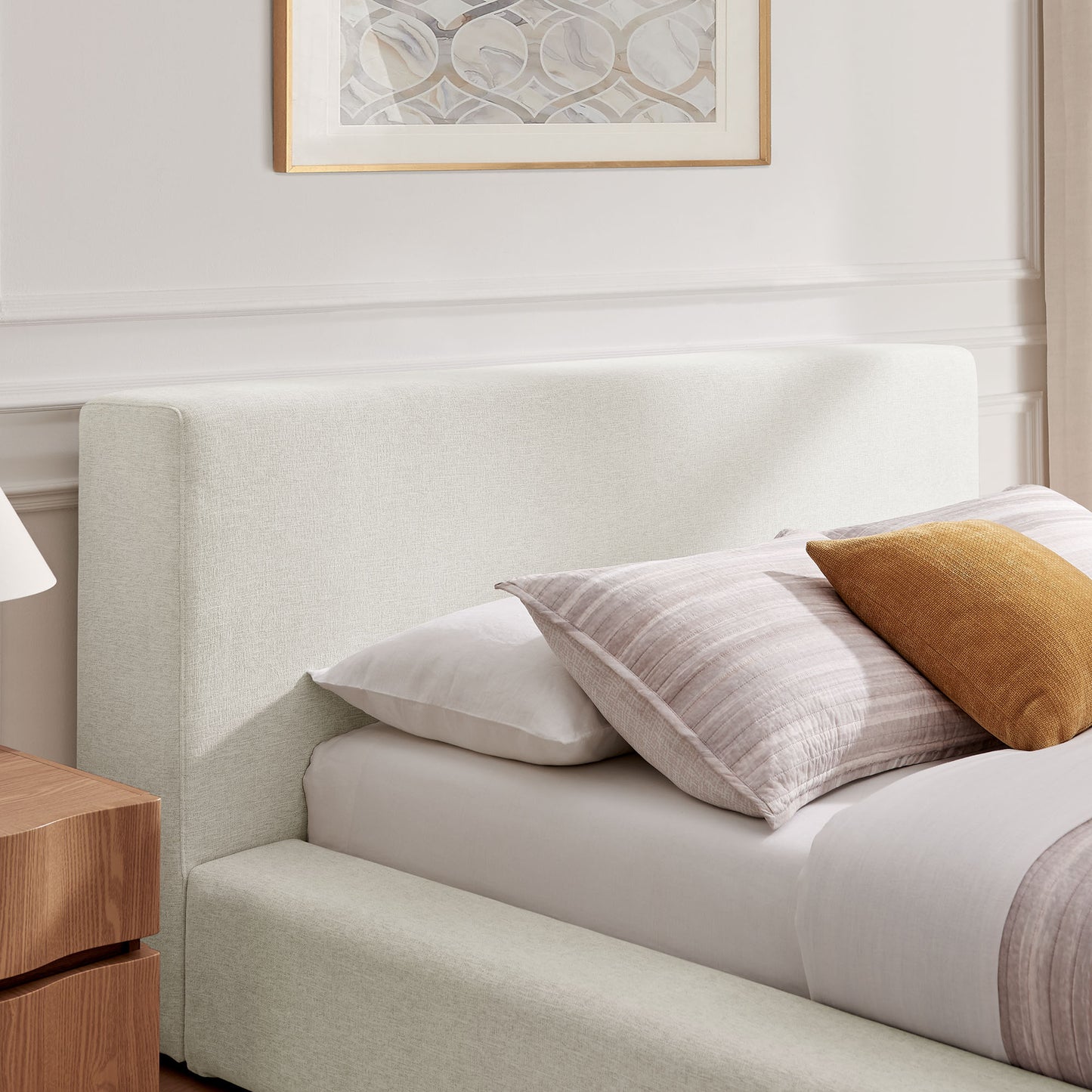 Luma Chenille Upholstered Queen Platform Bed Frame by Modway
