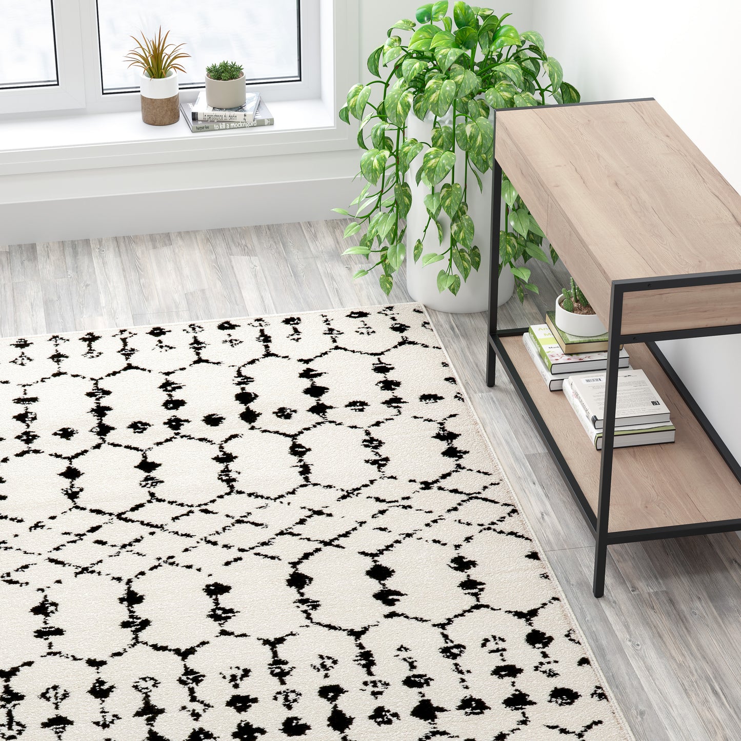 Beth Geometric Bohemian Low Pile Rug - 8' x 10' - Ivory/Black Ivory/Black