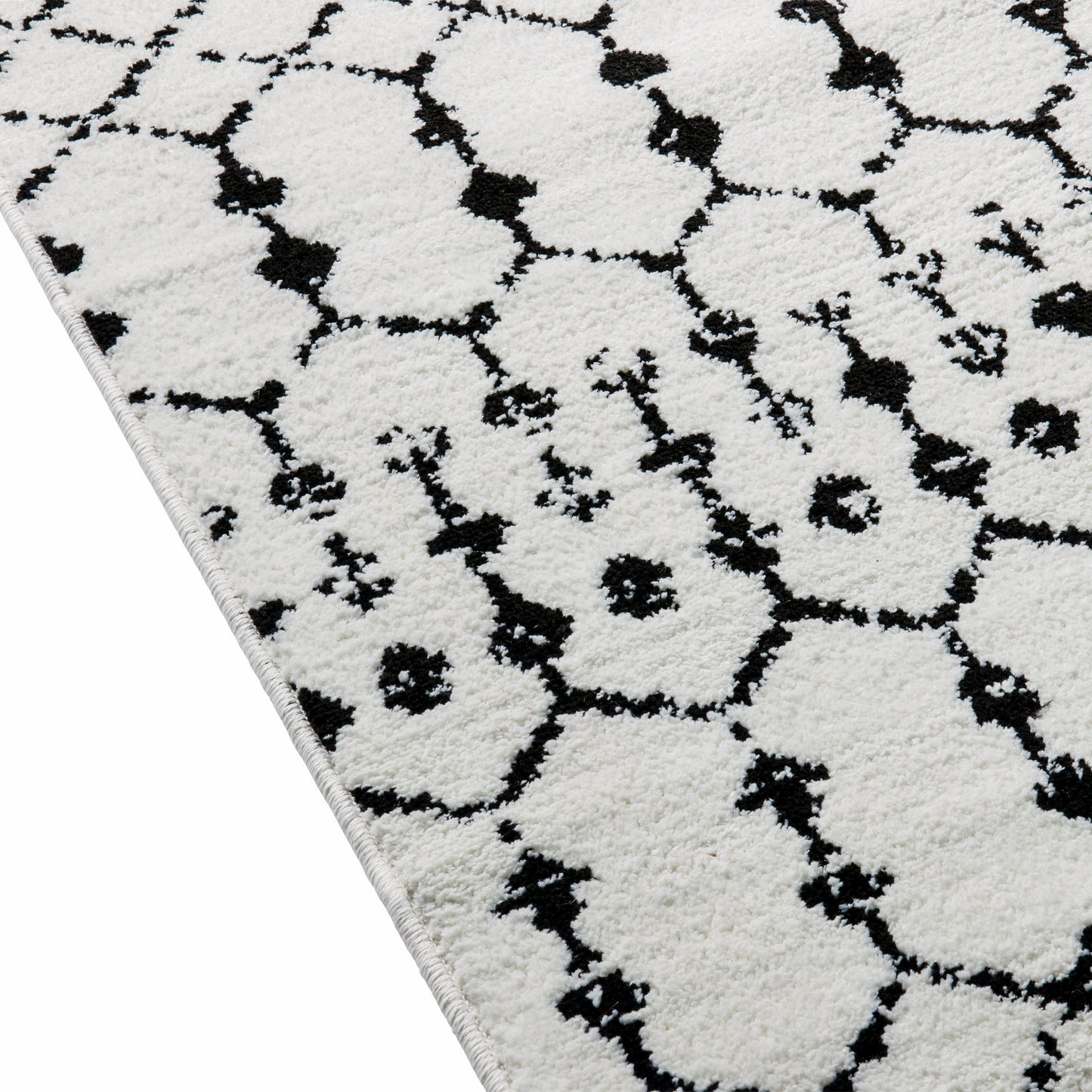 Beth Geometric Bohemian Low Pile Rug - 8' x 10' - Ivory/Black Ivory/Black