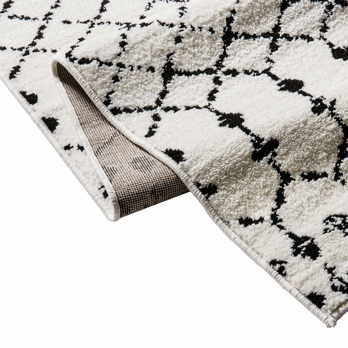 Beth Geometric Bohemian Low Pile Rug - 8' x 10' - Ivory/Black Ivory/Black