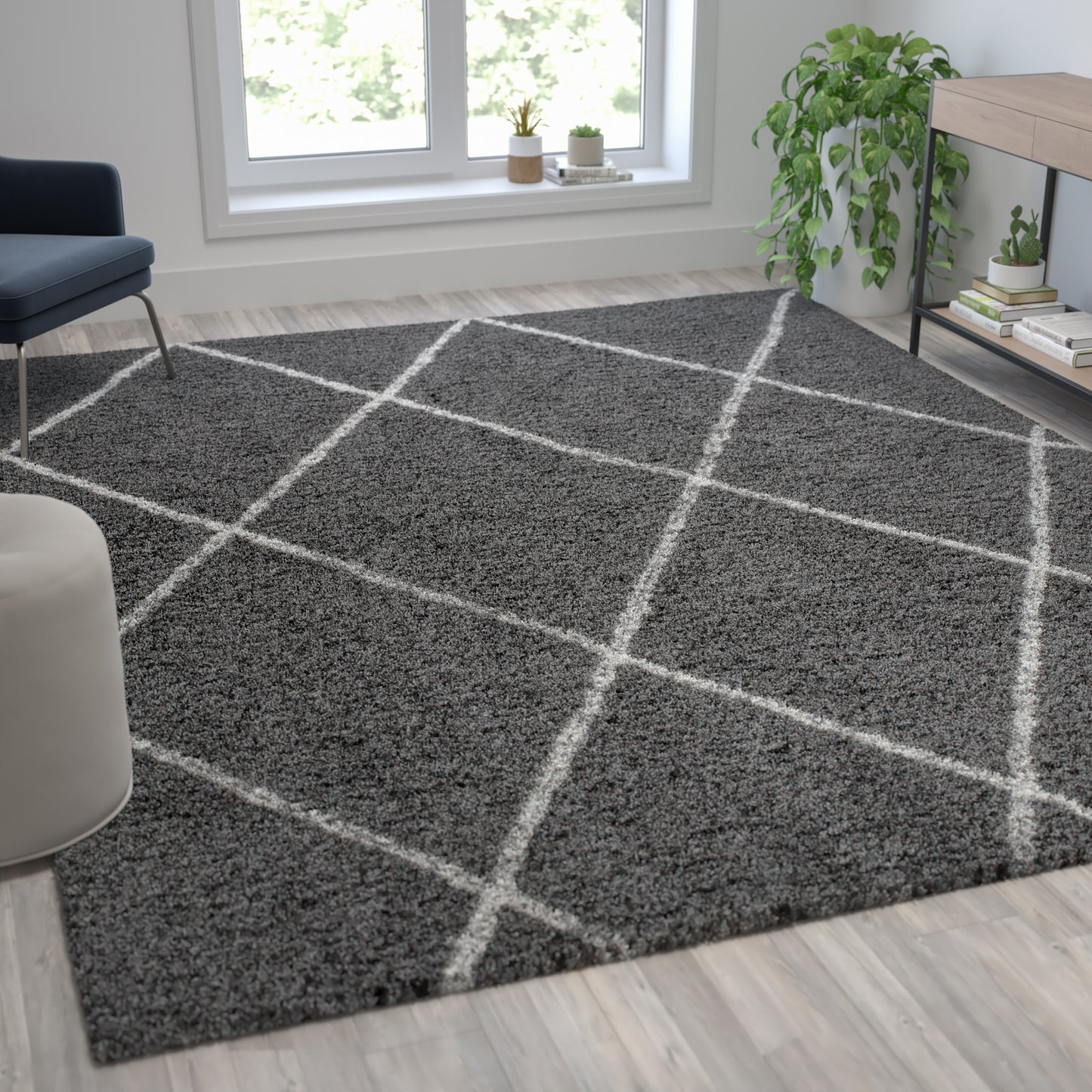 Roxy Shag Style Diamond Trellis Area Rug - 8' x 10' - Charcoal/Ivory Polyester (PET) Charcoal/Ivory