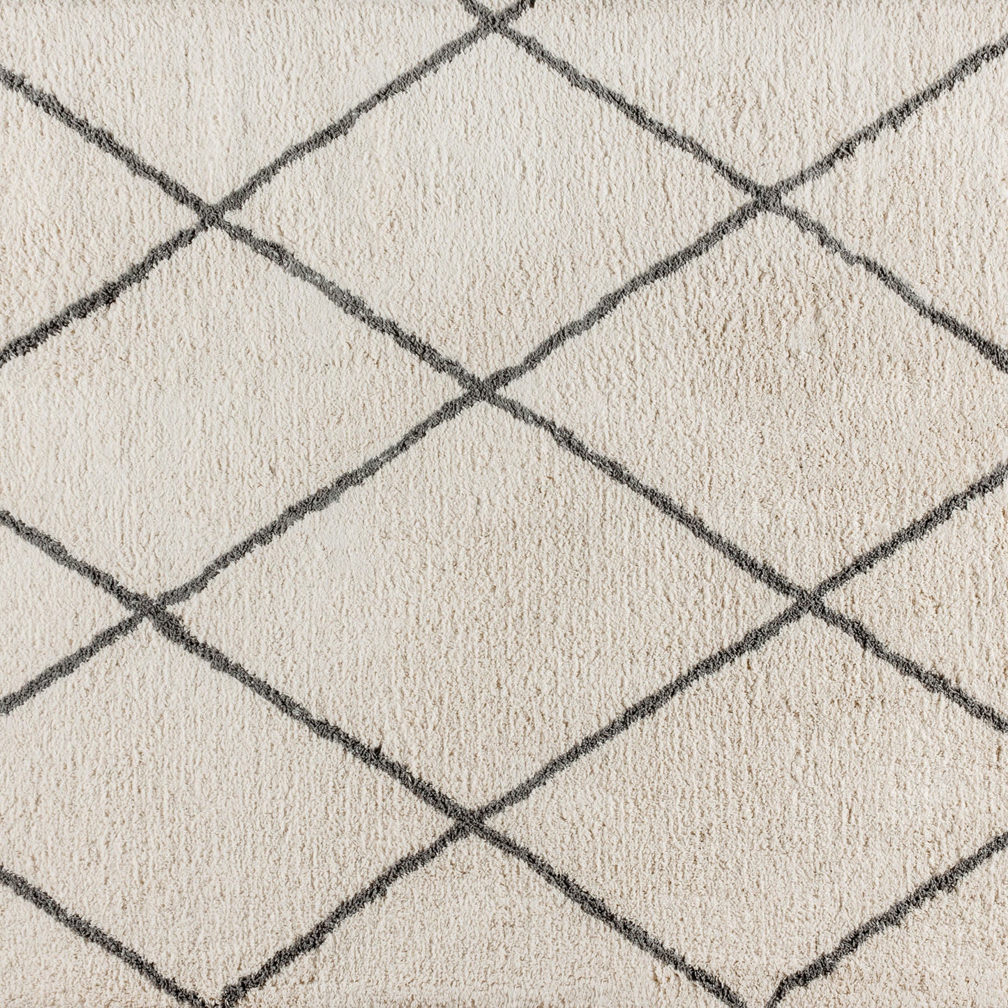 Roxy Shag Style Diamond Trellis Area Rug - 8' x 10' - Ivory/Gray Polyester (PET) Ivory/Gray