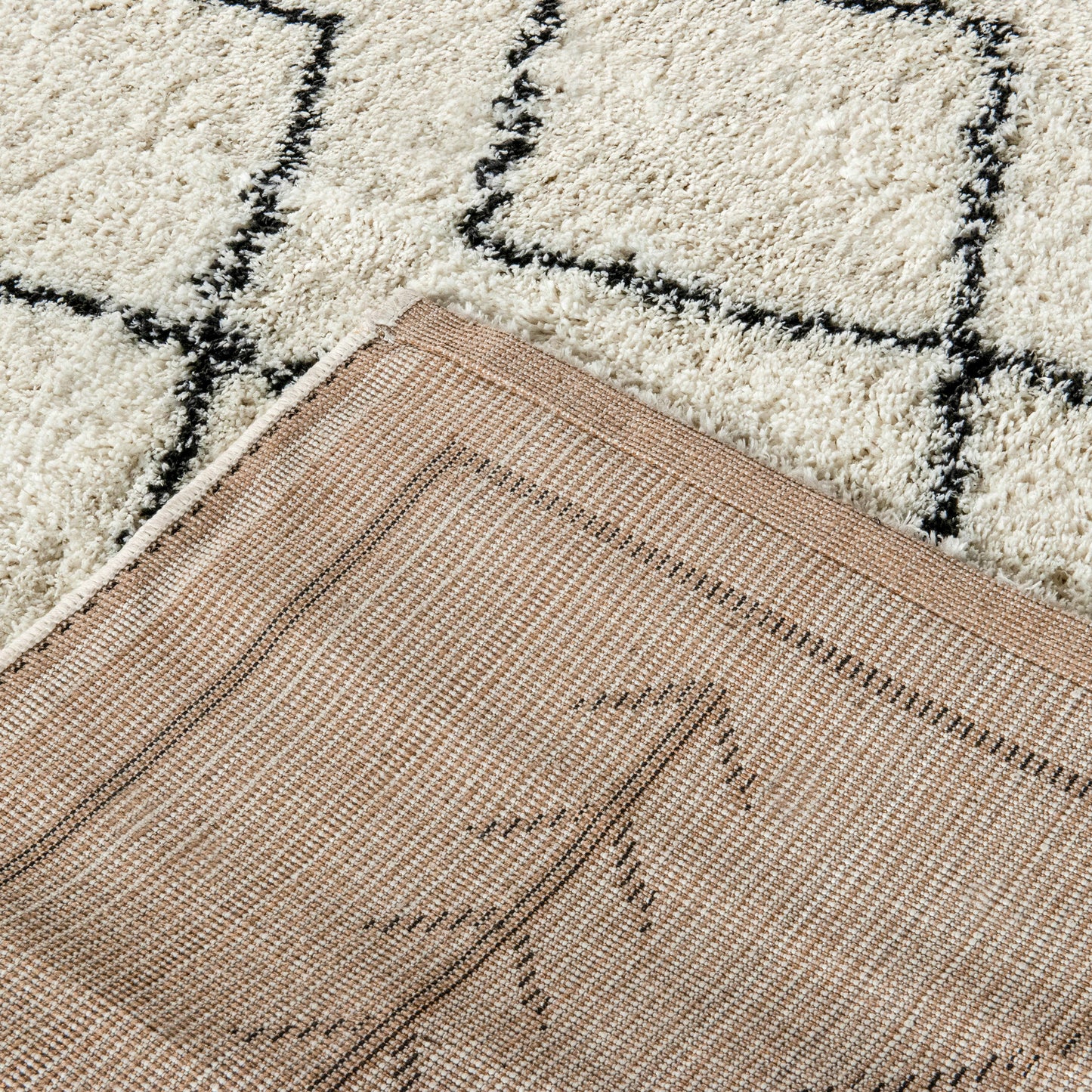 Roxy Geometric Style Bohemian Shag Area Rug - 5' x 7' - Ivory Ivory/Black