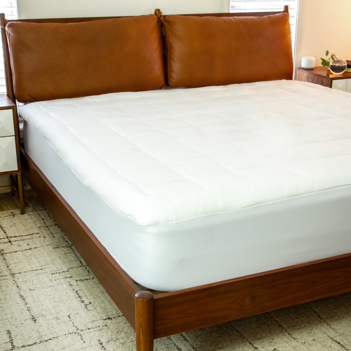 Capri Comfortable Sleep White Mattress Pad - Deep Pocket - King Size - Quilted Cotton Top - Hypoallergenic - Fits 8"-21" Mattresses White