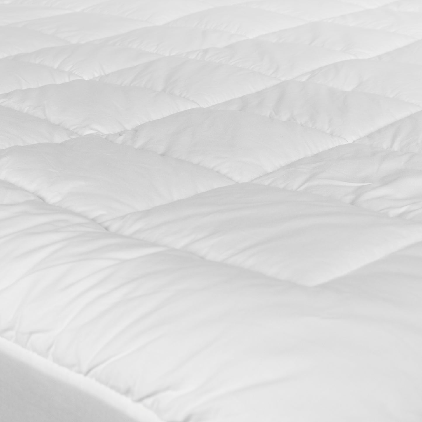 Capri Comfortable Sleep White Mattress Pad - Deep Pocket - King Size - Quilted Cotton Top - Hypoallergenic - Fits 8"-21" Mattresses White