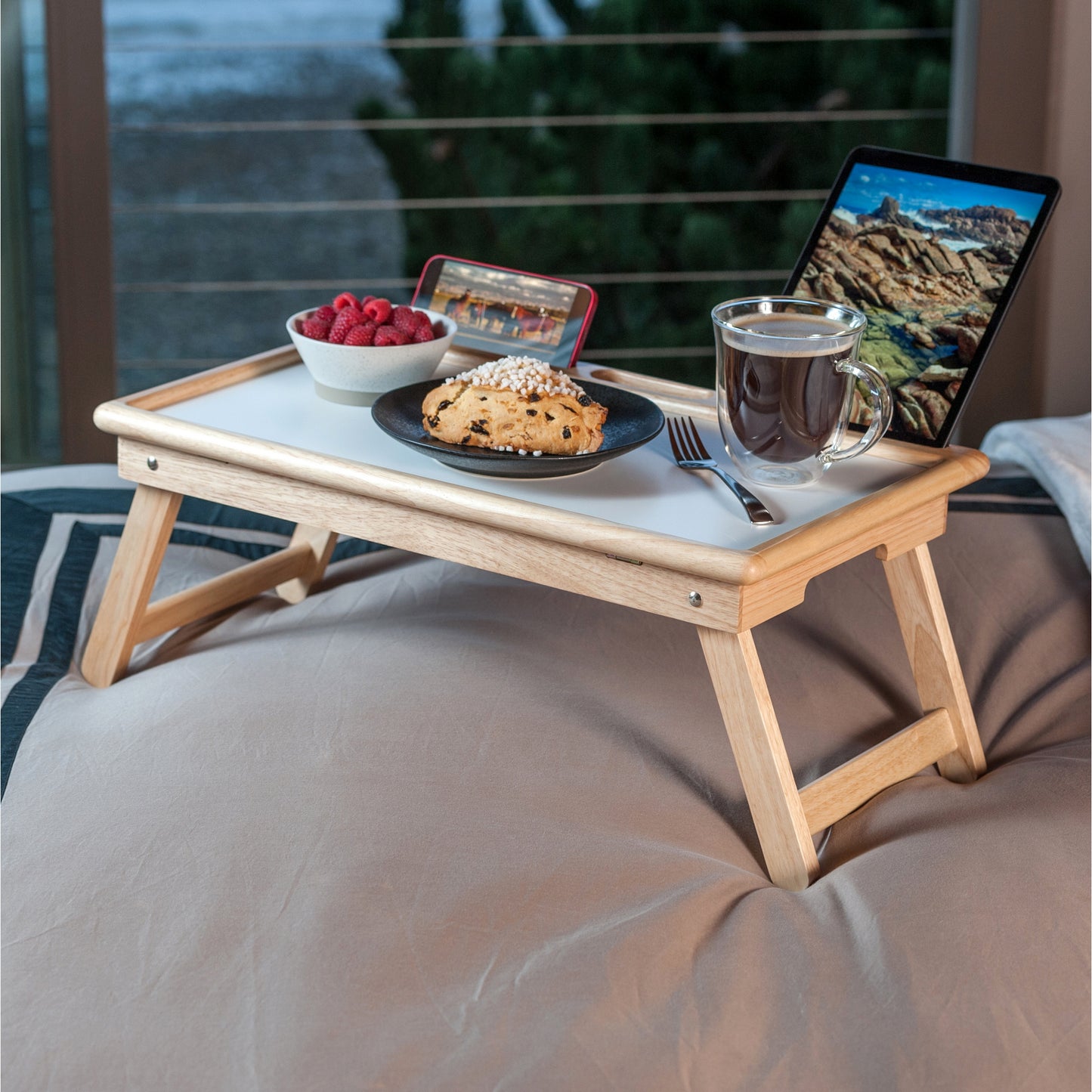 Arlo Breakfast Tray with Flip Top, Natural and White