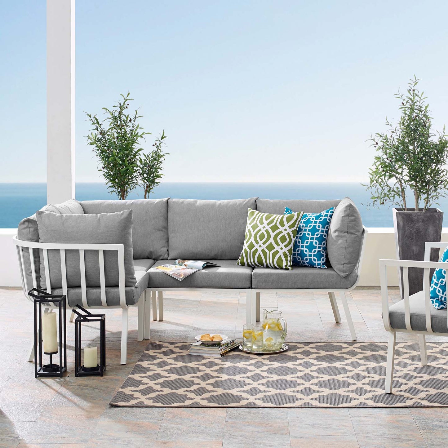 Riverside 4 Piece Outdoor Patio Aluminum Sectional White Gray EEI-3794-WHI-GRY
