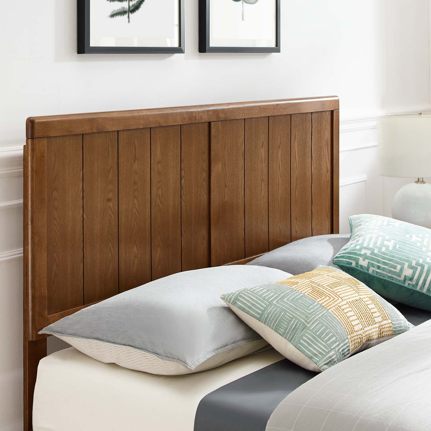Alana King Wood Platform Bed With Angular Frame Walnut